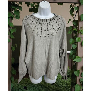 LIV Milano Gray Sweater Sz Large Gray Beading Design Top Versatile Dolman Sleeve